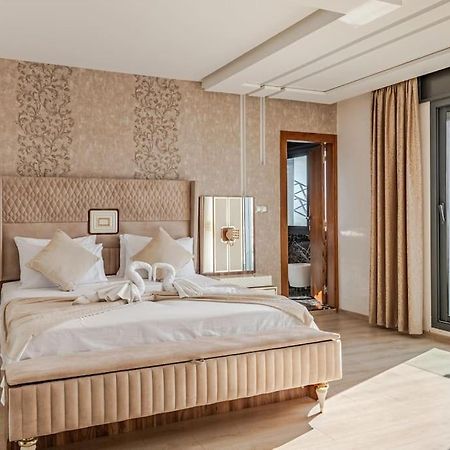 Royale Duplexe Pleine Centre Tanger Apartment Exterior foto