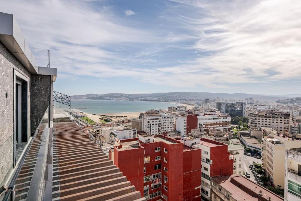 Royale Duplexe Pleine Centre Tanger Apartment Exterior foto