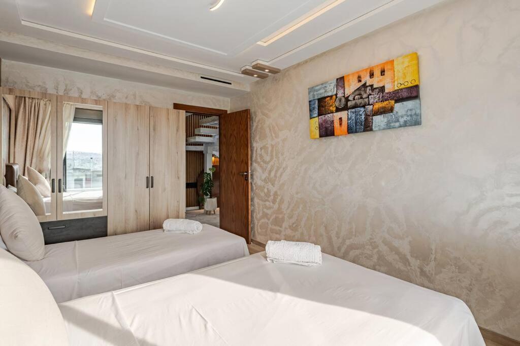 Royale Duplexe Pleine Centre Tanger Apartment Exterior foto