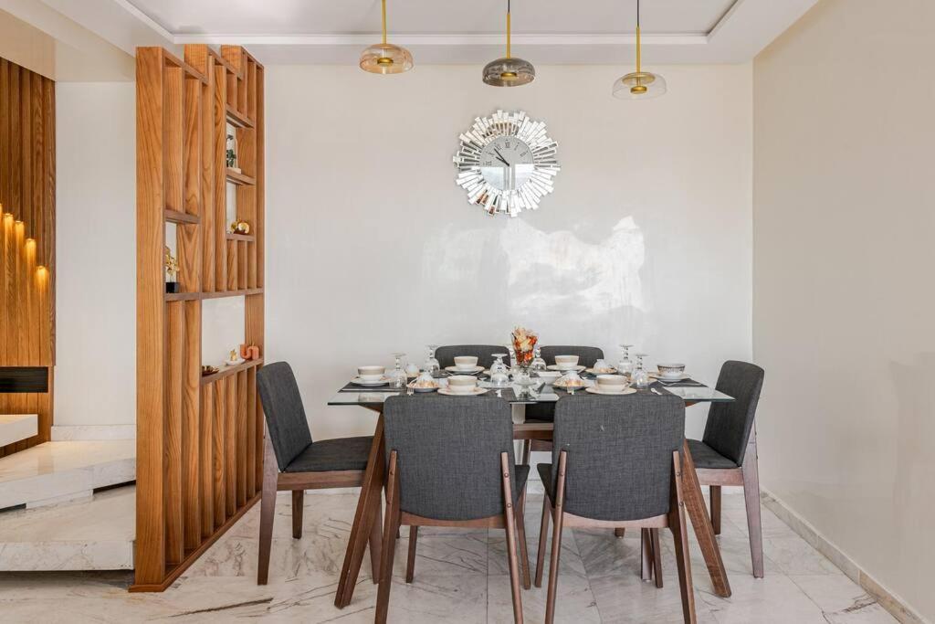 Royale Duplexe Pleine Centre Tanger Apartment Exterior foto