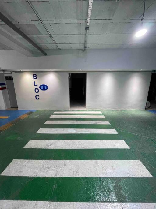 Royale Duplexe Pleine Centre Tanger Apartment Exterior foto